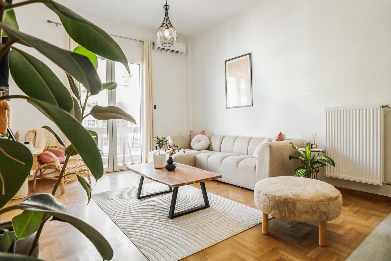 Σαλόνι διαμερίσματος στην Αθήνα